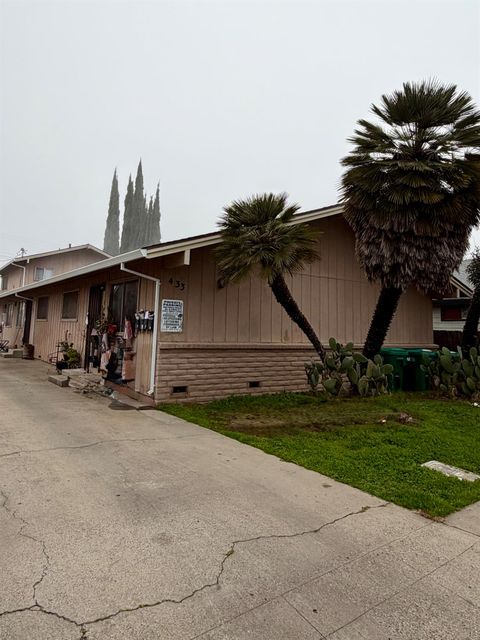 433 Cherry Street Lodi CA 95240