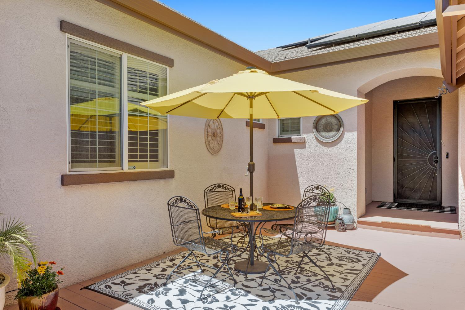565 Sawka Drive