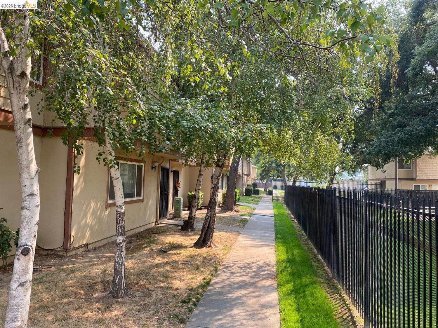 708 Northfield H