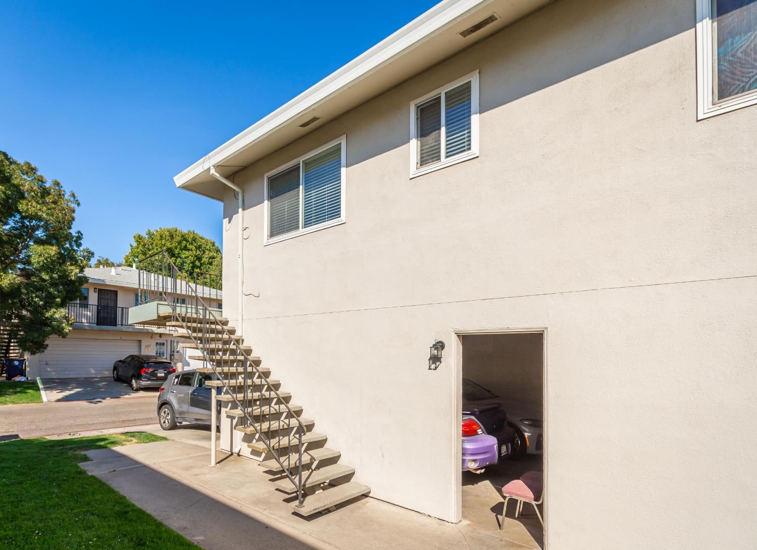 6517 Greenback Lane 4