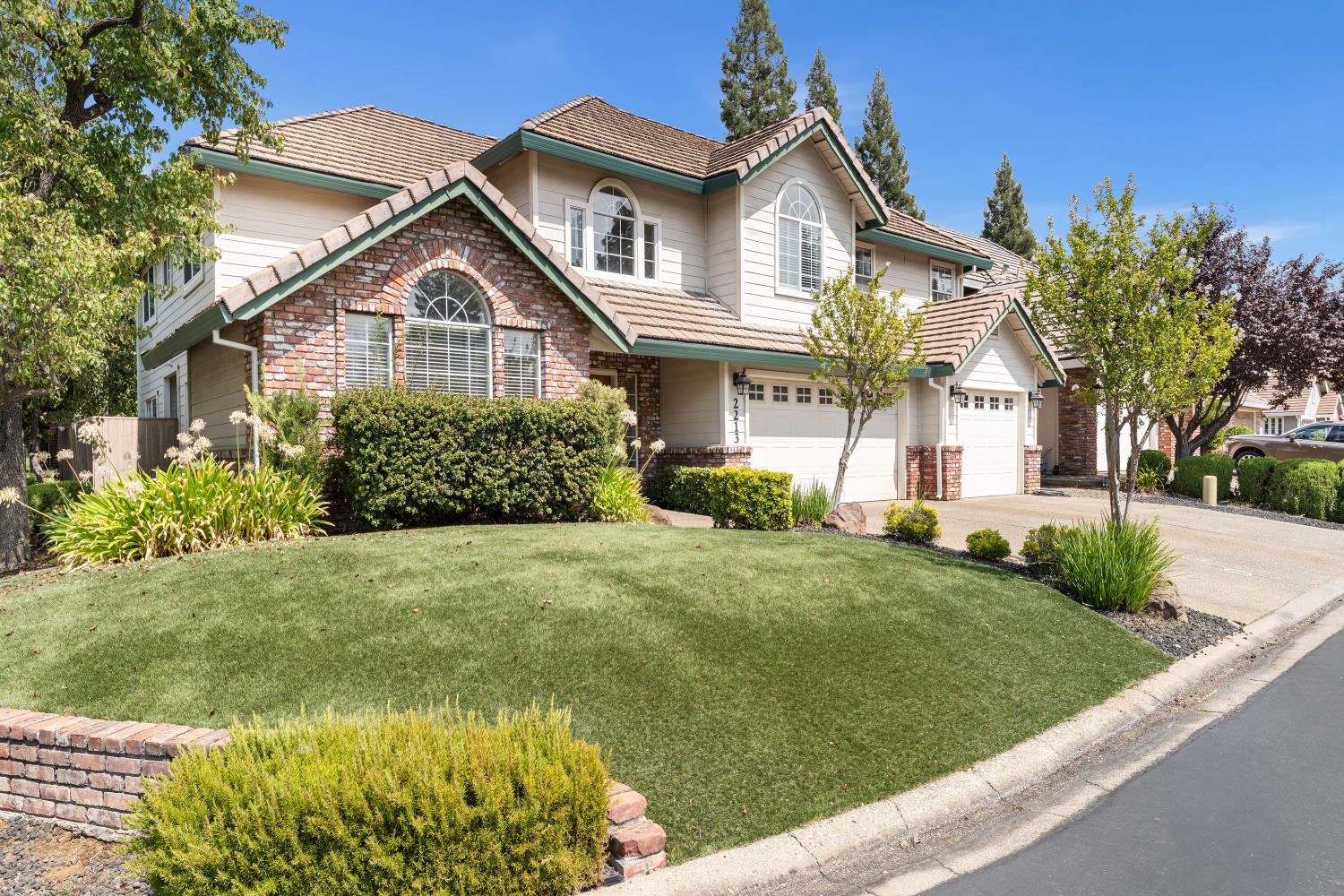 2213 Banbury Circle