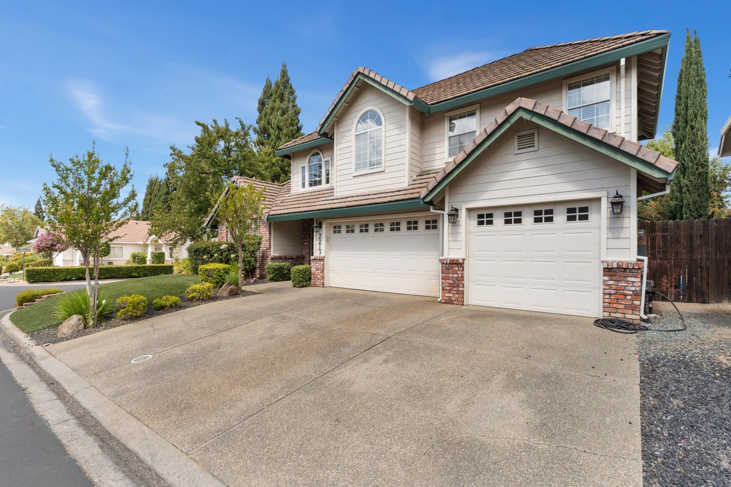 2213 Banbury Circle