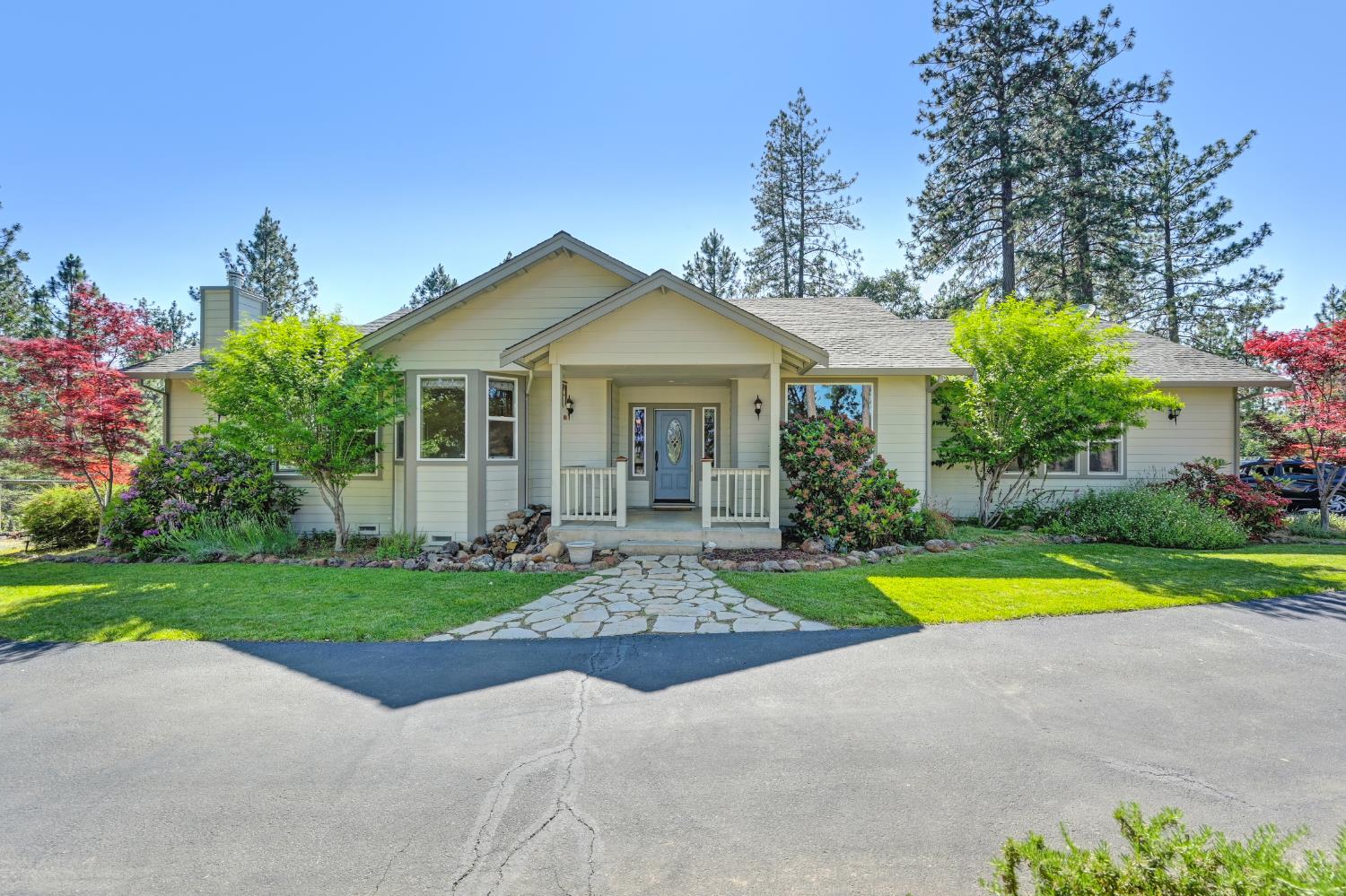 22023 Alton Trail
