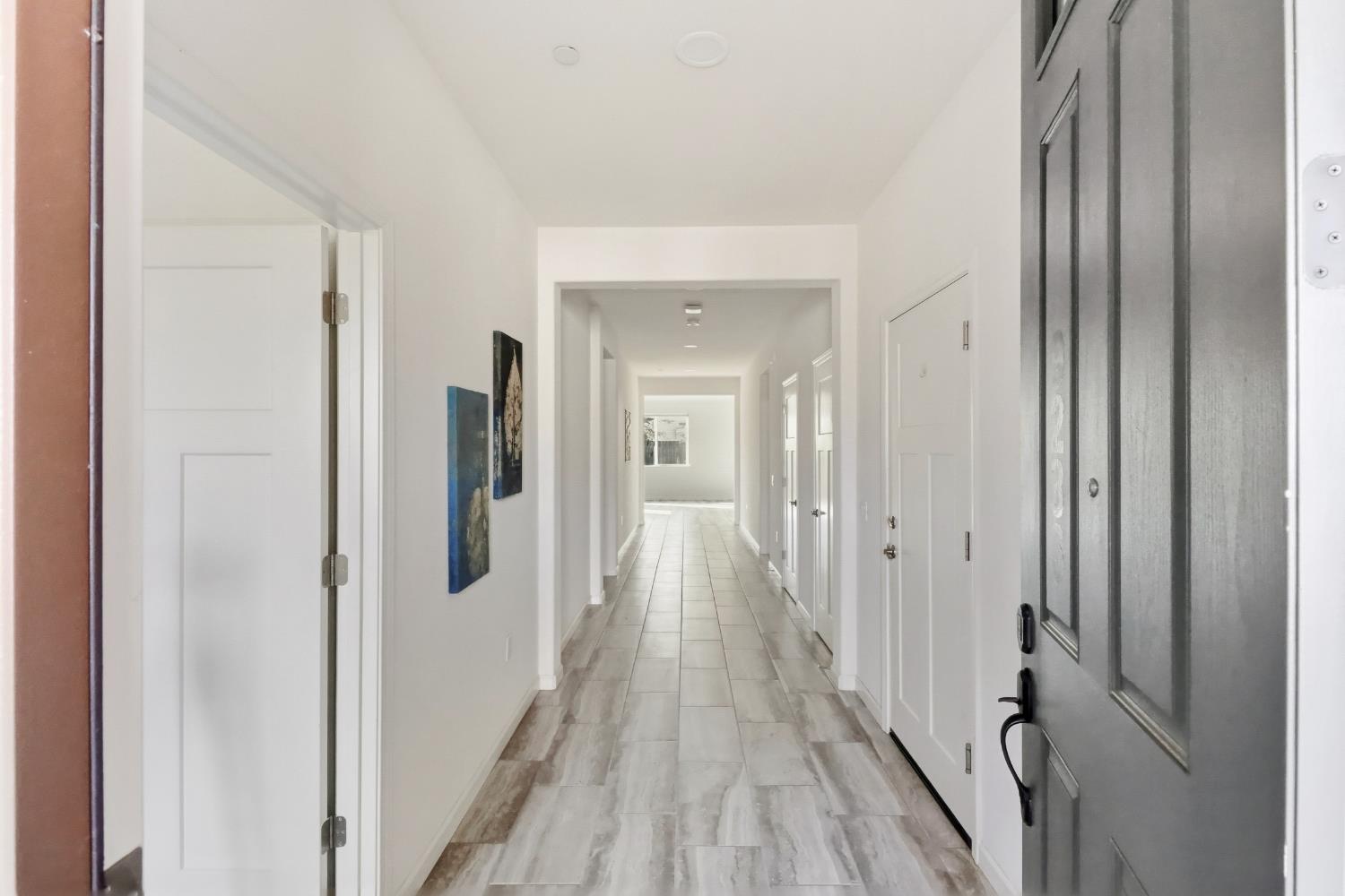 9236 Summer Holly Way