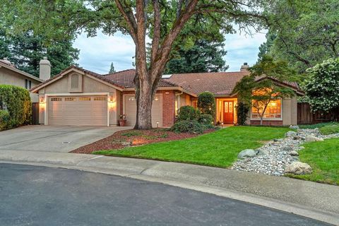 110 Guernsey Court Folsom CA 95630
