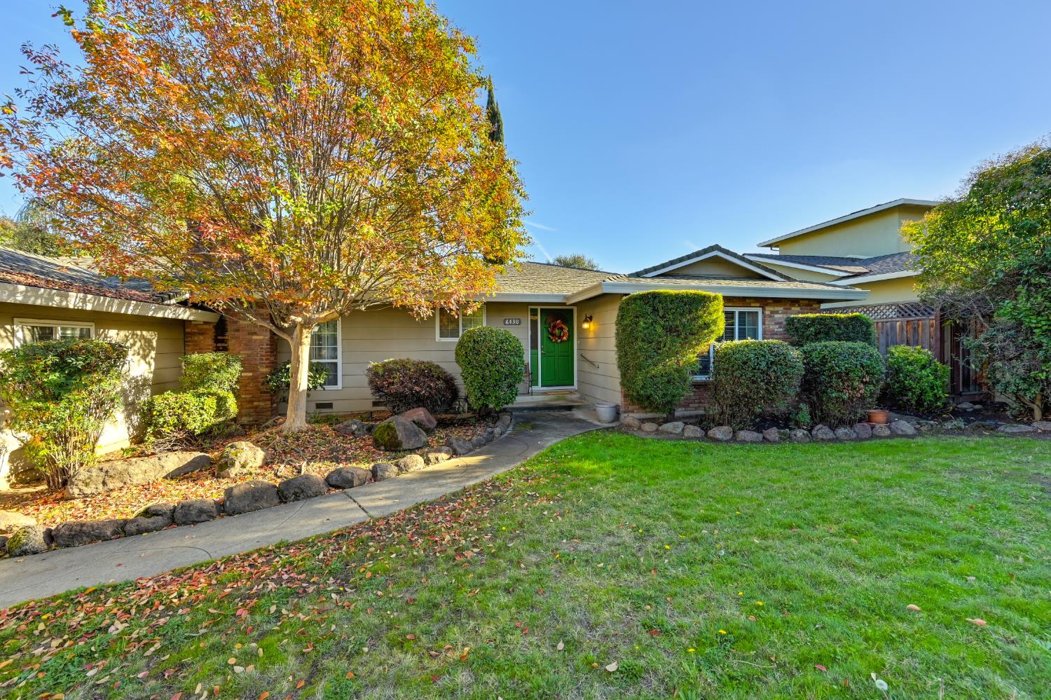 6430 Sandstone Street