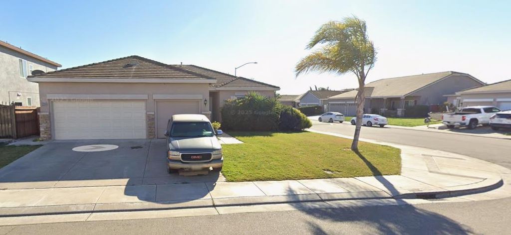Photo of 3314 Granite Court, Stockton, CA 95212 (MLS # 225147229)
