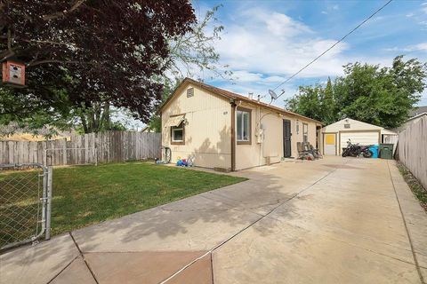 1215 J Street Marysville CA 95901