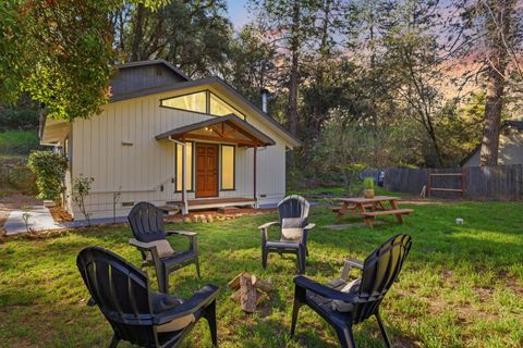 21923 Sawmill Flat Road Sonora CA 95370