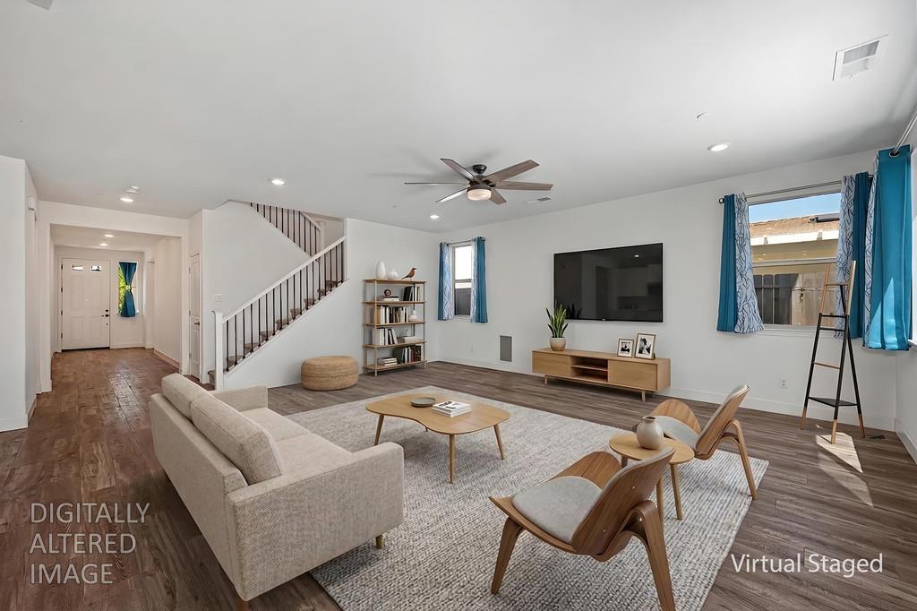 9704 Tangelo Circle