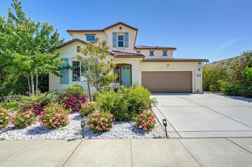 9704 Tangelo Circle