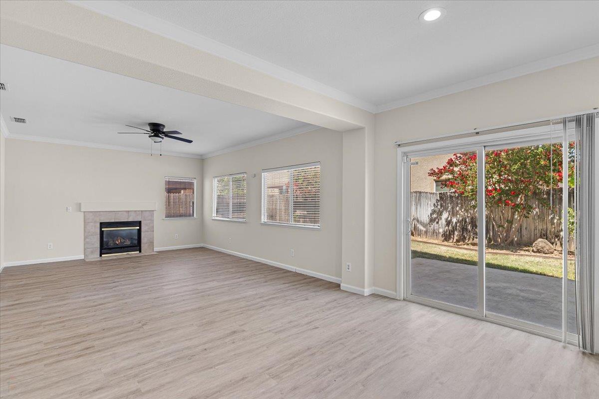 Turlock, California 95380, United States, 5 Bedrooms Bedrooms, ,3 BathroomsBathrooms,Residential,Active,168758