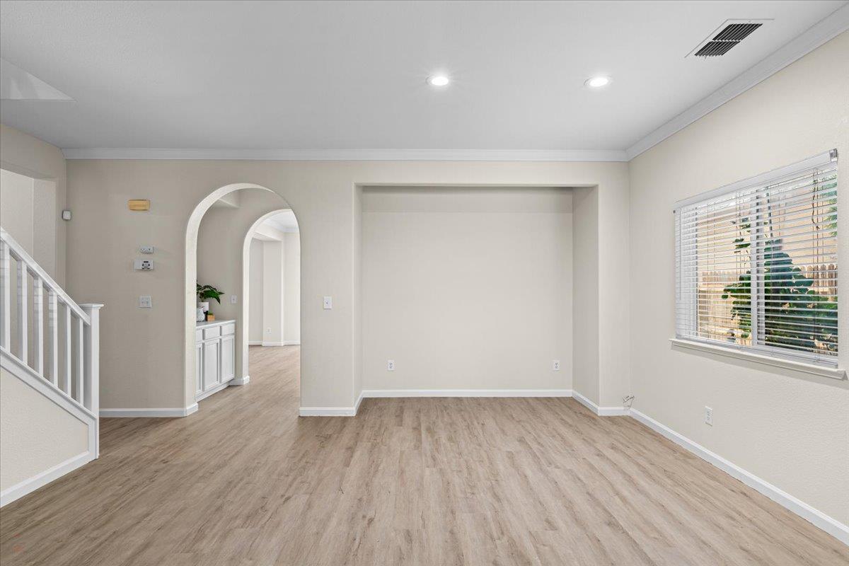 Turlock, California 95380, United States, 5 Bedrooms Bedrooms, ,3 BathroomsBathrooms,Residential,Active,168758