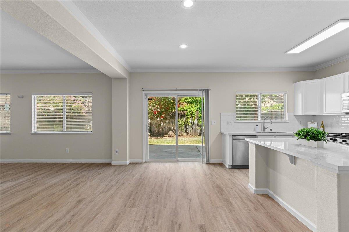 Turlock, California 95380, United States, 5 Bedrooms Bedrooms, ,3 BathroomsBathrooms,Residential,Active,168758