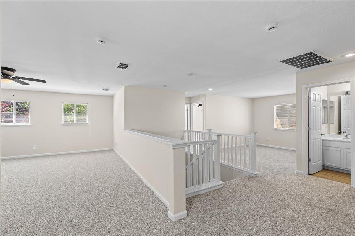 Turlock, California 95380, United States, 5 Bedrooms Bedrooms, ,3 BathroomsBathrooms,Residential,Active,168758