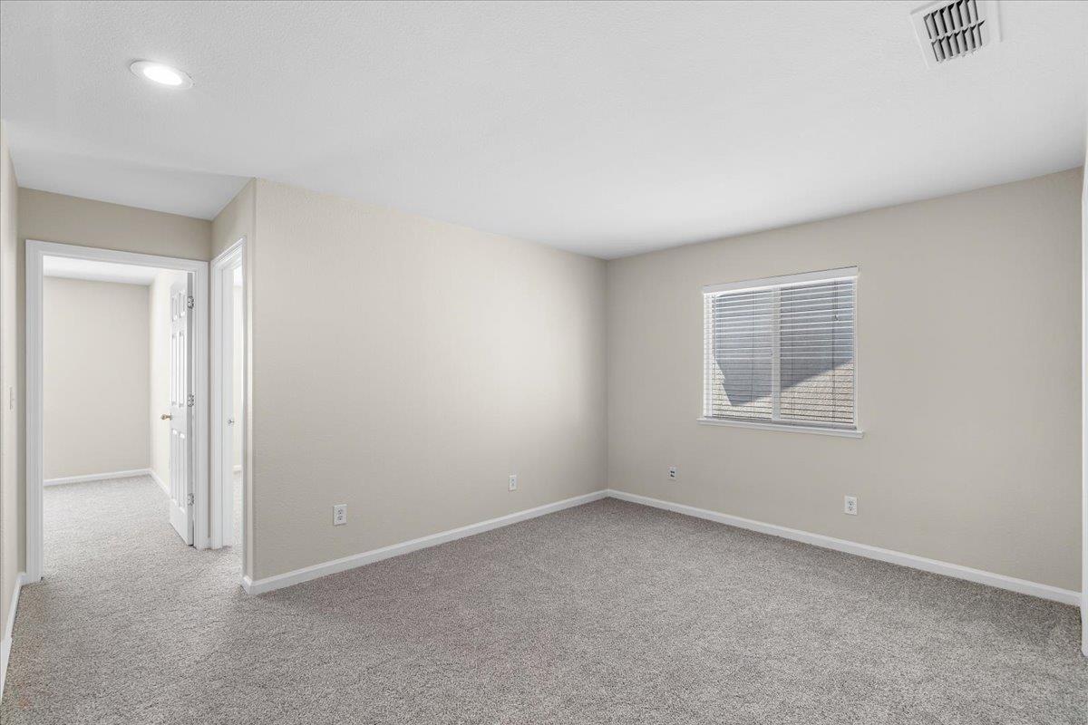 Turlock, California 95380, United States, 5 Bedrooms Bedrooms, ,3 BathroomsBathrooms,Residential,Active,168758