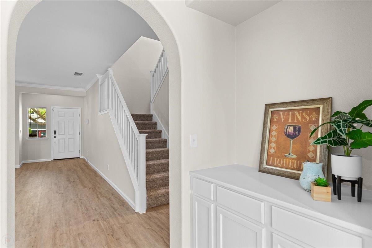 Turlock, California 95380, United States, 5 Bedrooms Bedrooms, ,3 BathroomsBathrooms,Residential,Active,168758