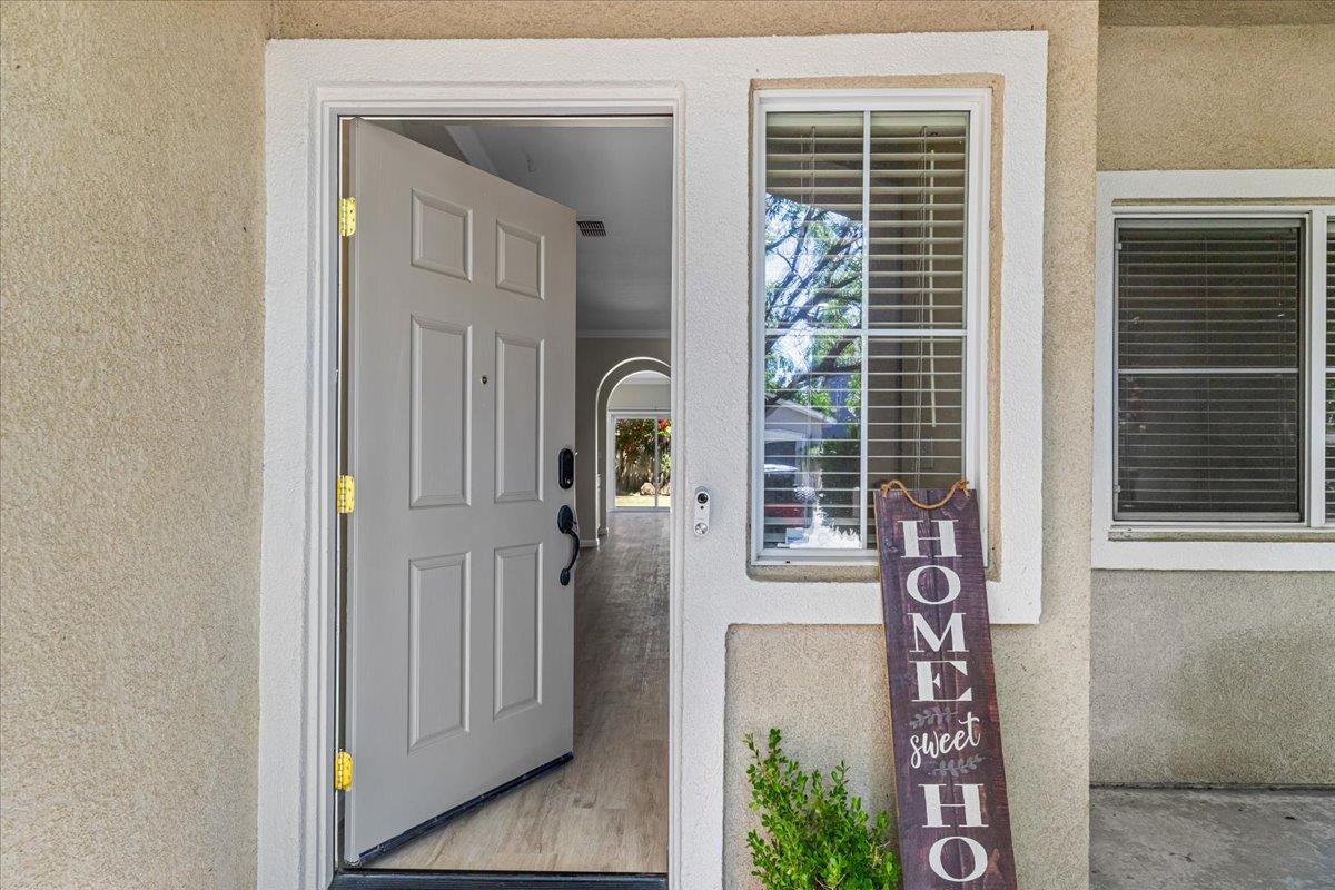 Turlock, California 95380, United States, 5 Bedrooms Bedrooms, ,3 BathroomsBathrooms,Residential,Active,168758