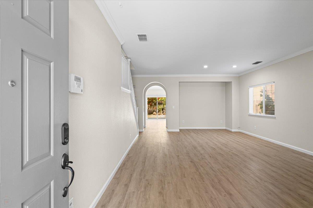 Turlock, California 95380, United States, 5 Bedrooms Bedrooms, ,3 BathroomsBathrooms,Residential,Active,168758