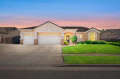 1918 Heidi Way Yuba City CA 95993