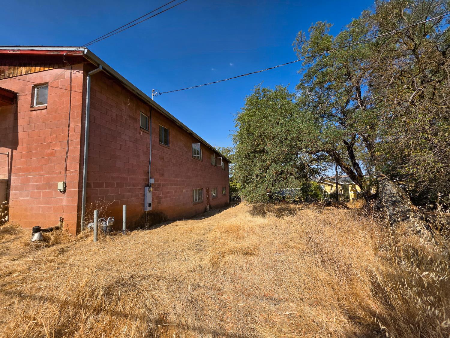 376 Russell Road