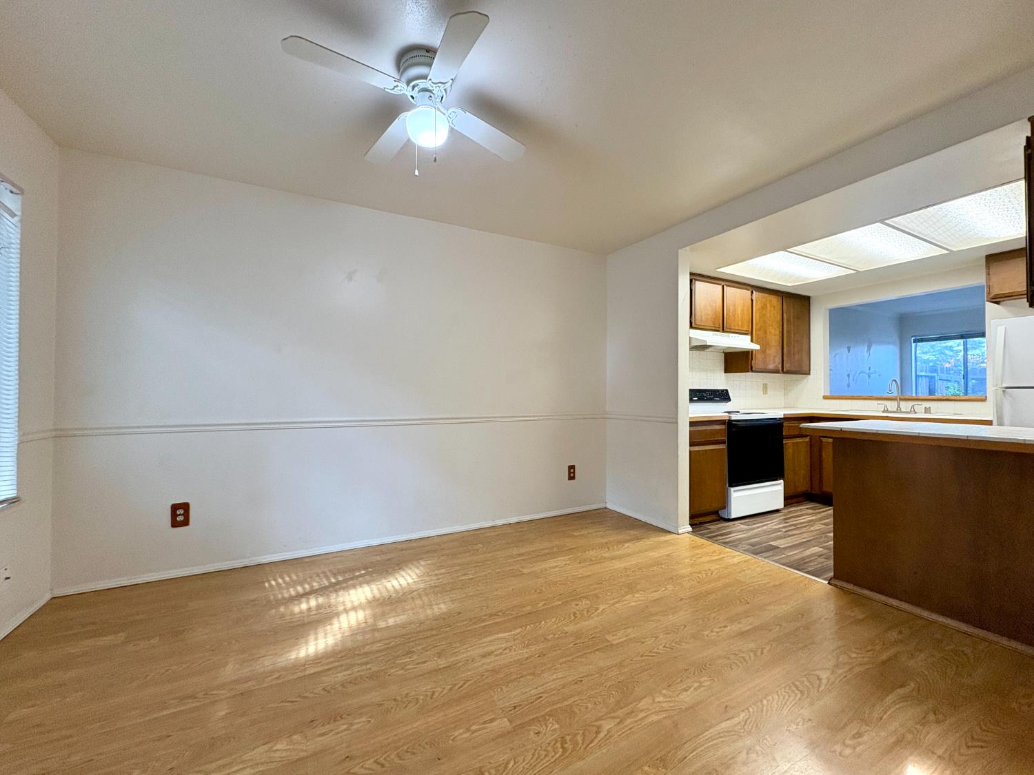 3504 Larchmont Square Lane