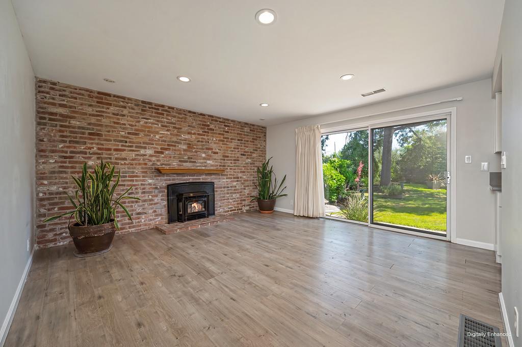 5508 Whitfield Way