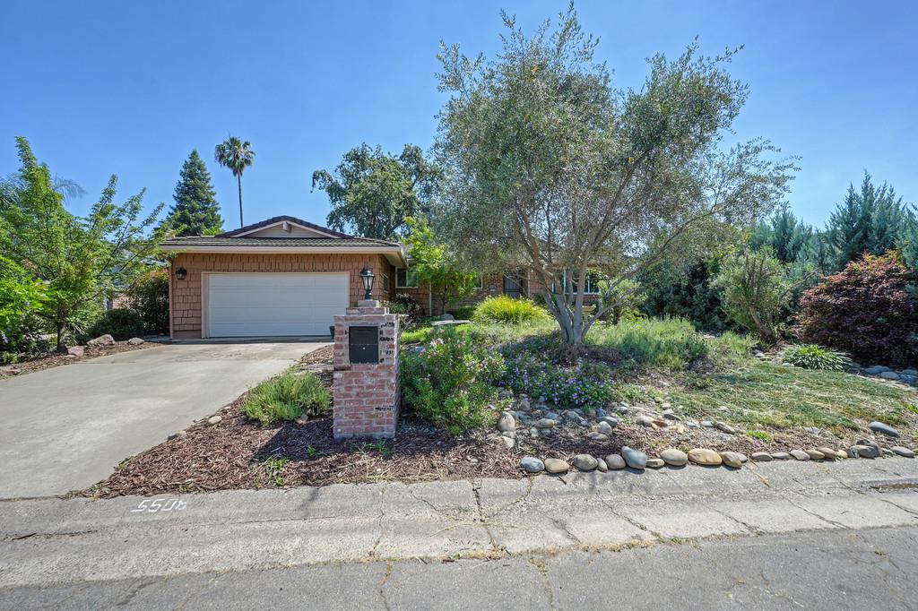 5508 Whitfield Way