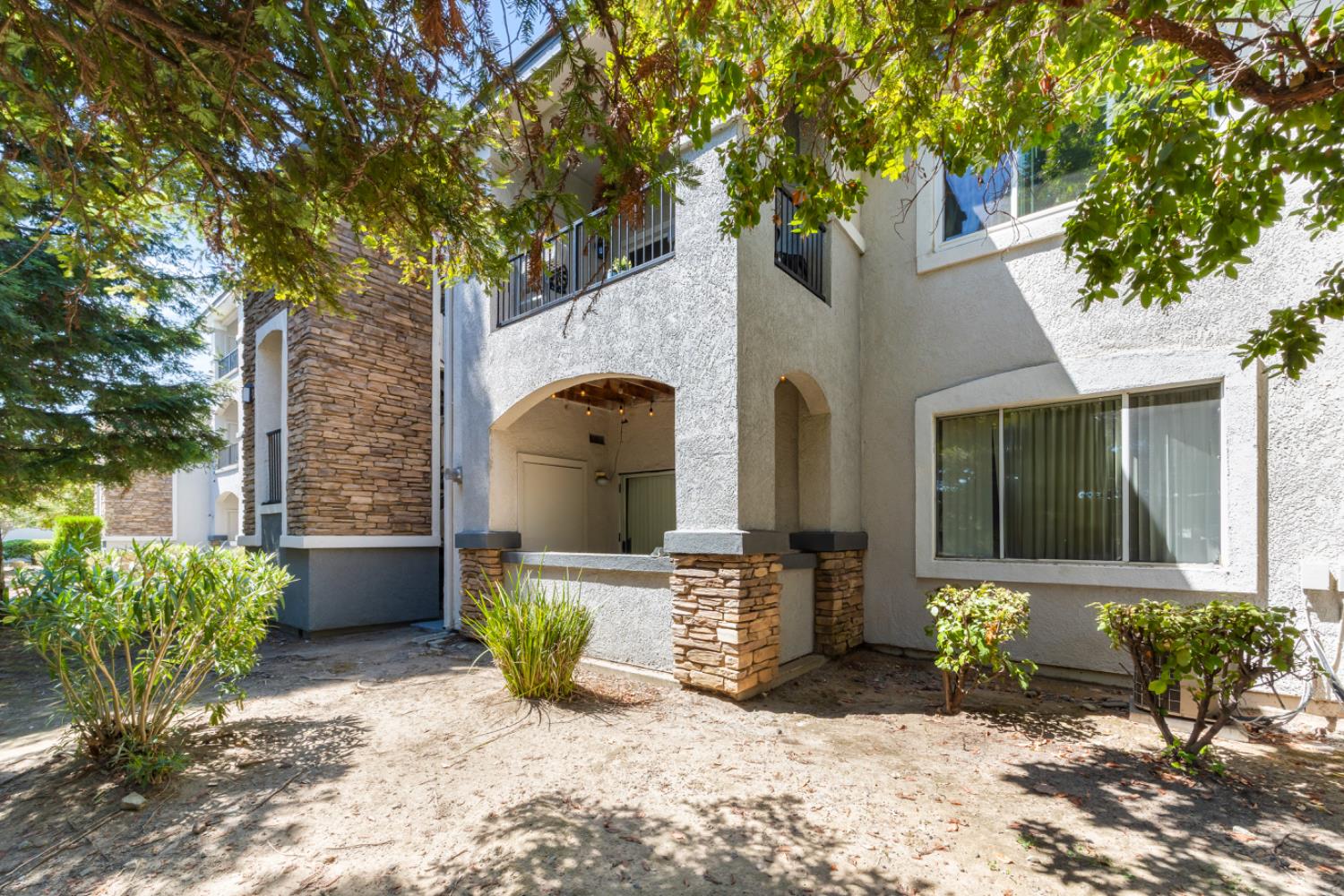 701 Gibson Drive 1712