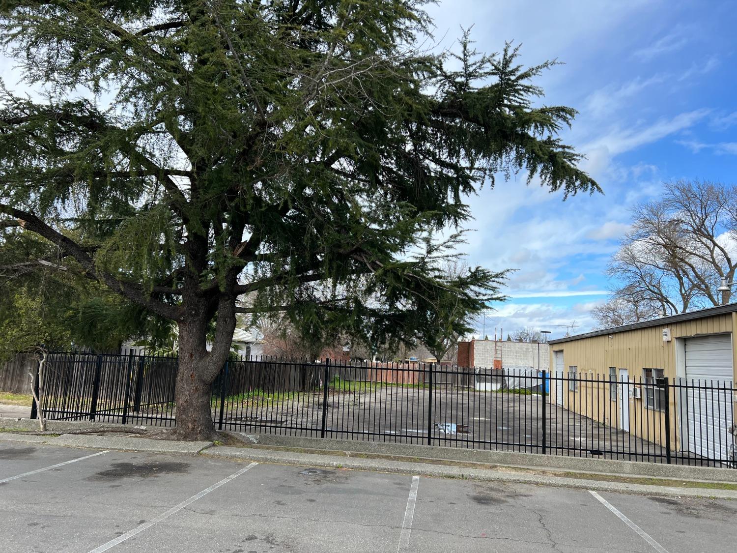 307 California Street