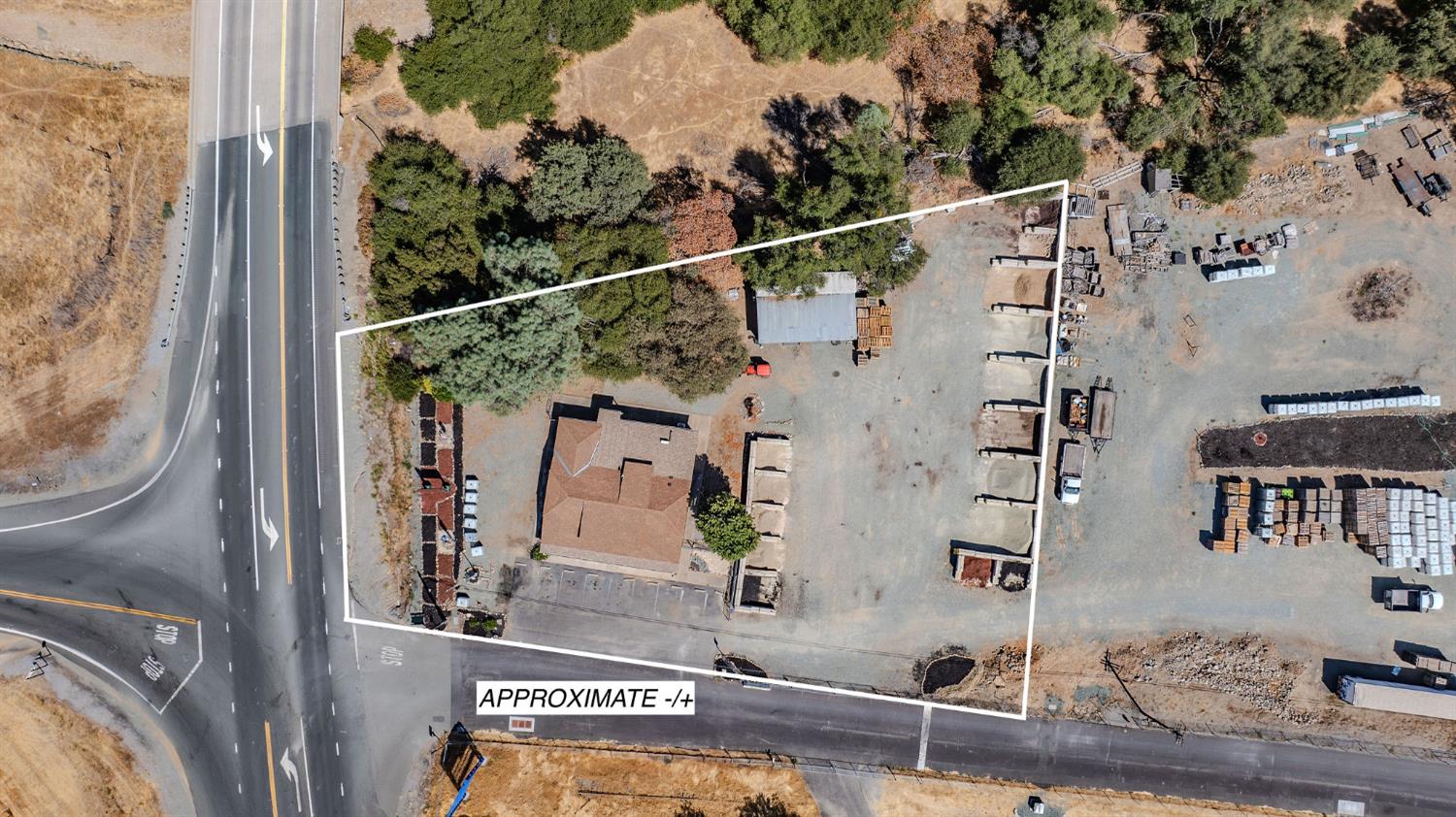 3413 Toyon Circle