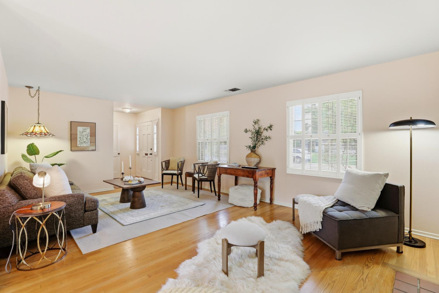 1440 Las Salinas Way