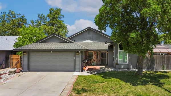5301 MISTY MEADOW WAY, ELK GROVE, CA 95758 - Image f04829ff1cc97ae0bd410231401ac220/1408847109