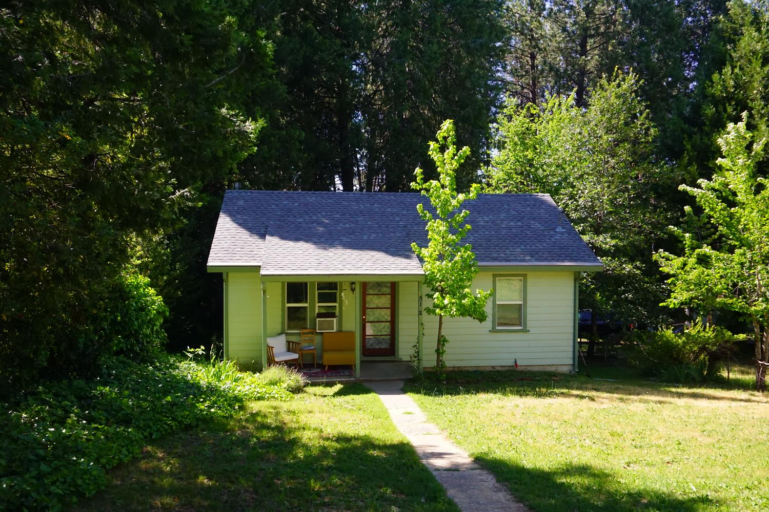514 Zion Street