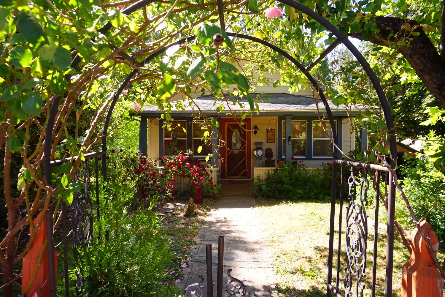 514 Zion Street