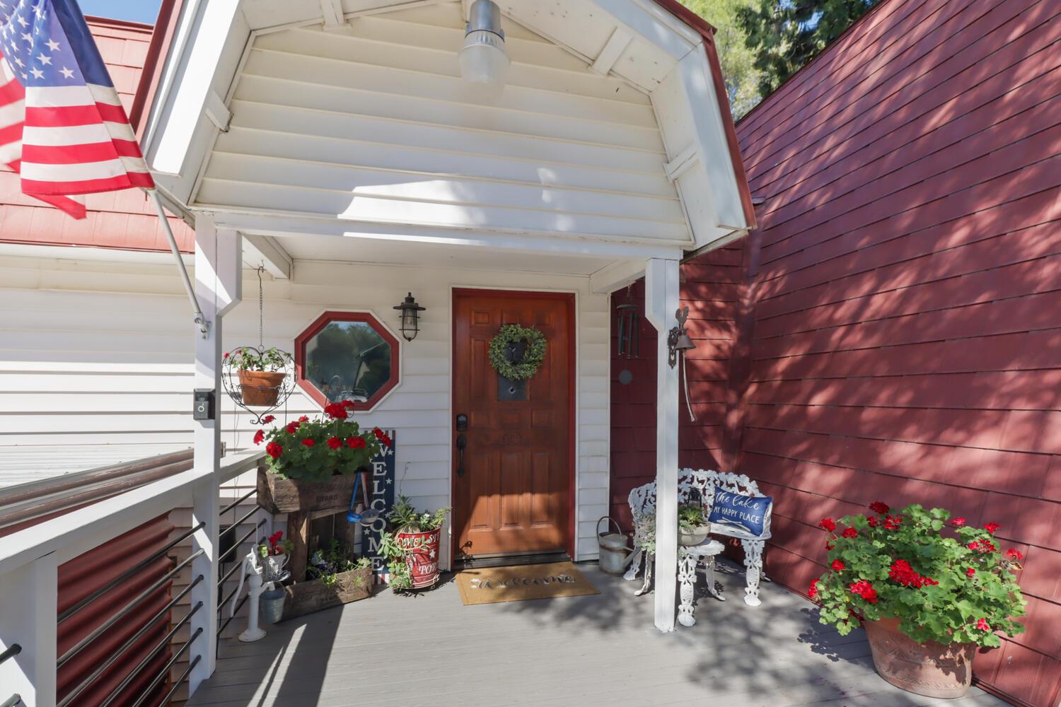 3929 Lake Vista Court