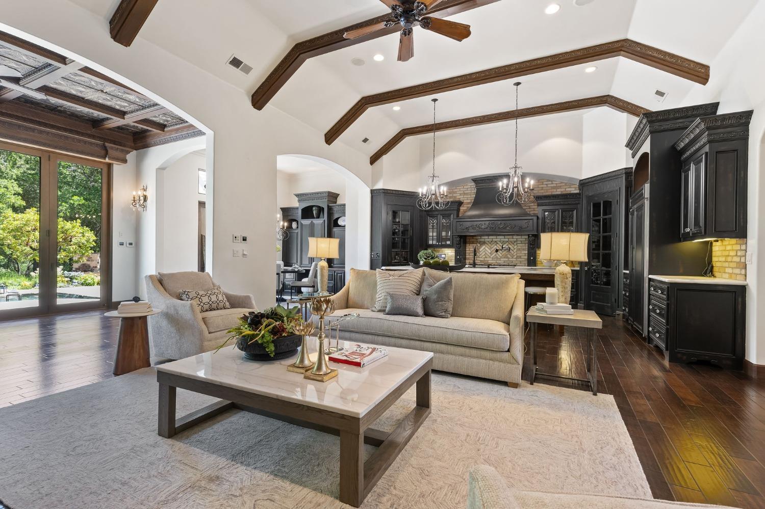 6120 Terracina Court