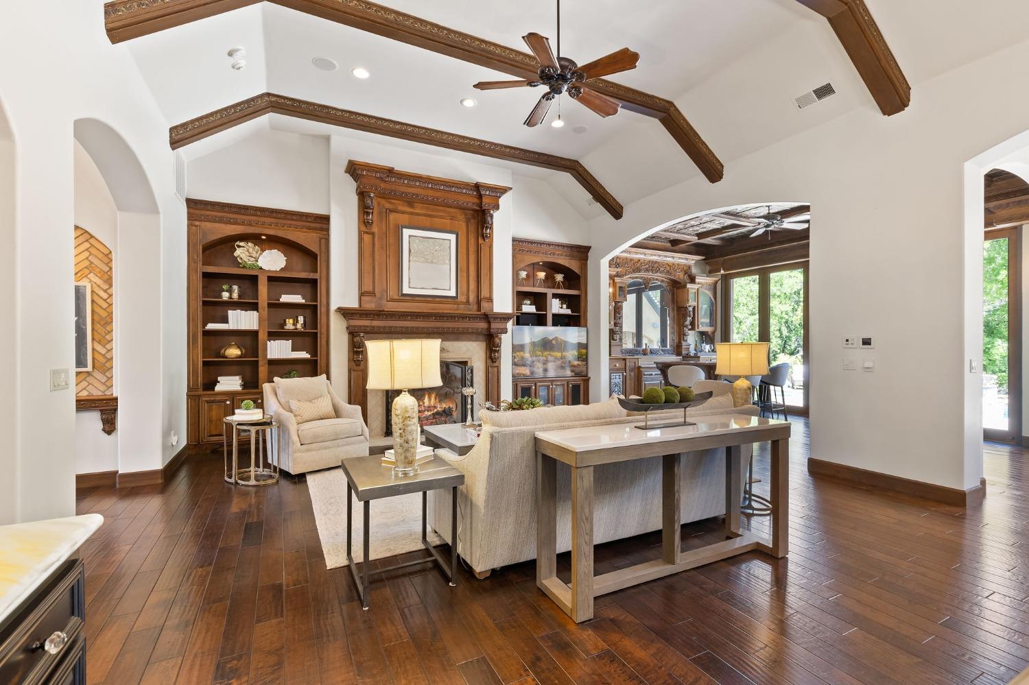 6120 Terracina Court