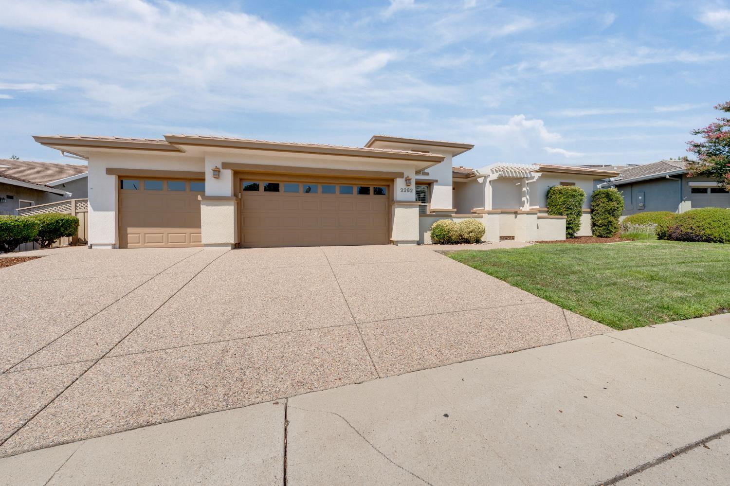 2262 Kingfisher Lane