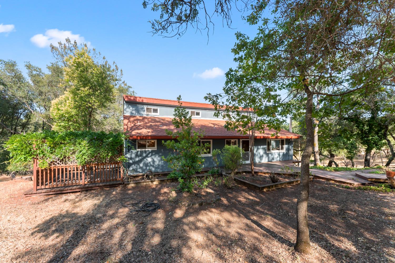 5771 Discovery Way