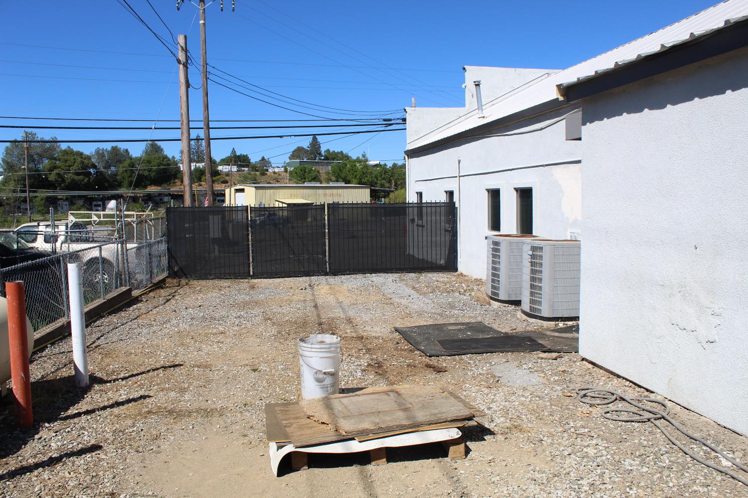 5702 Pleasant Valley Road