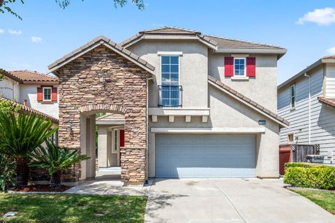 2764 Rogue River Circle West Sacramento CA 95691