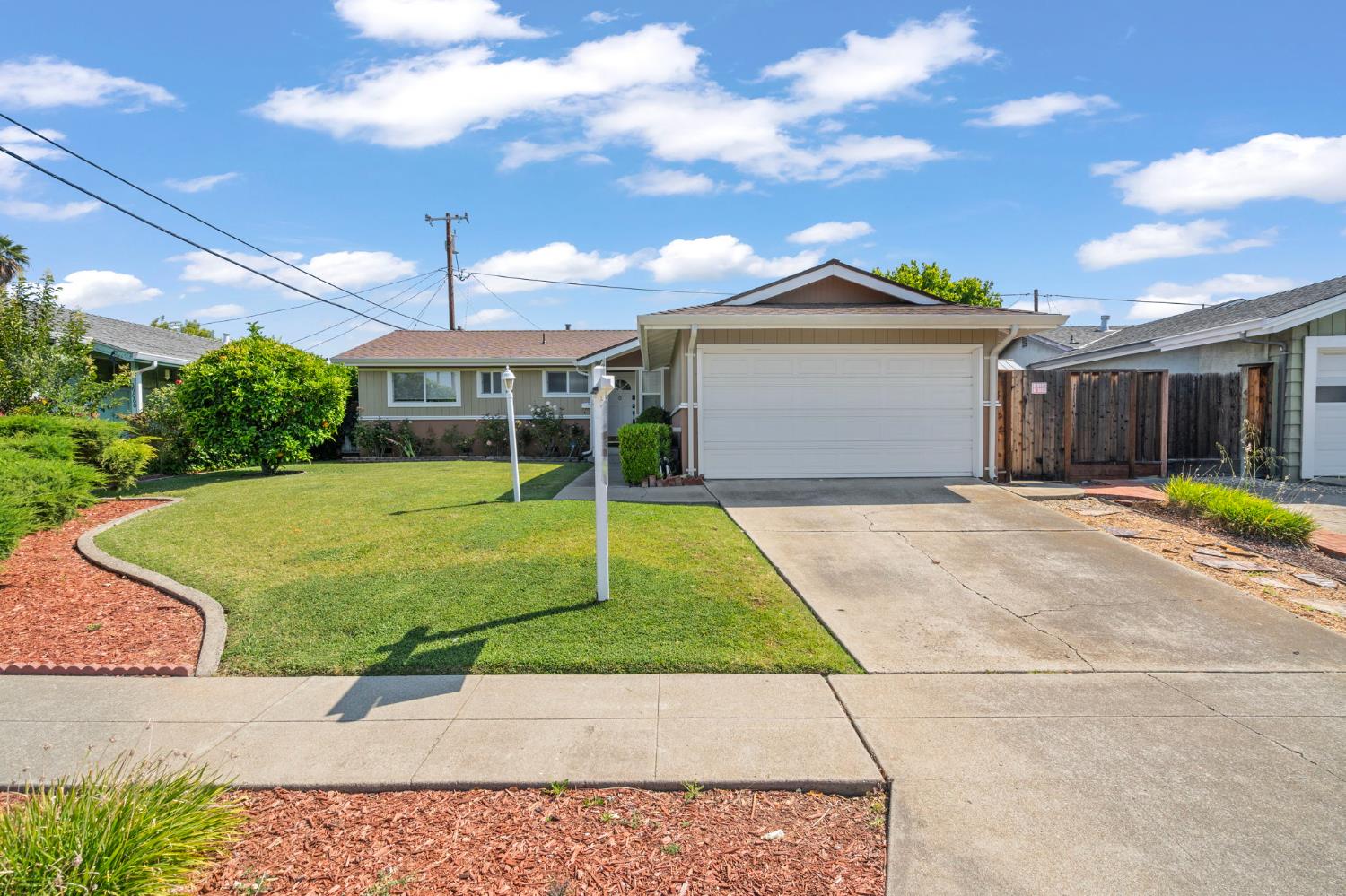 39072 Logan Drive