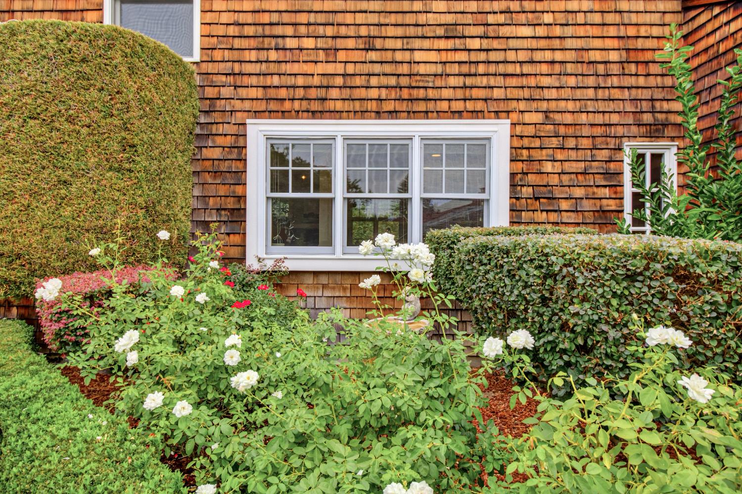 2141 Claremont Road