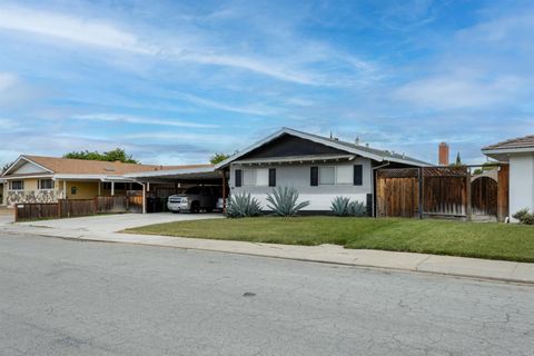 181 Laguna Drive Tracy CA 95376