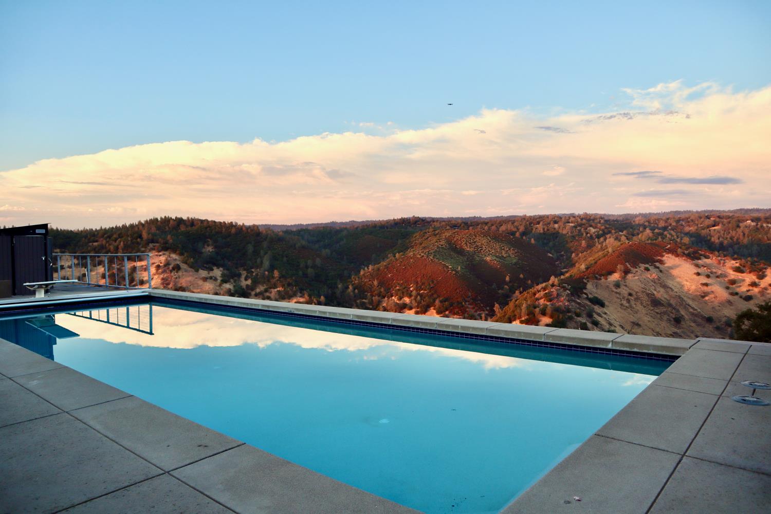 9001 Riverwood Drive