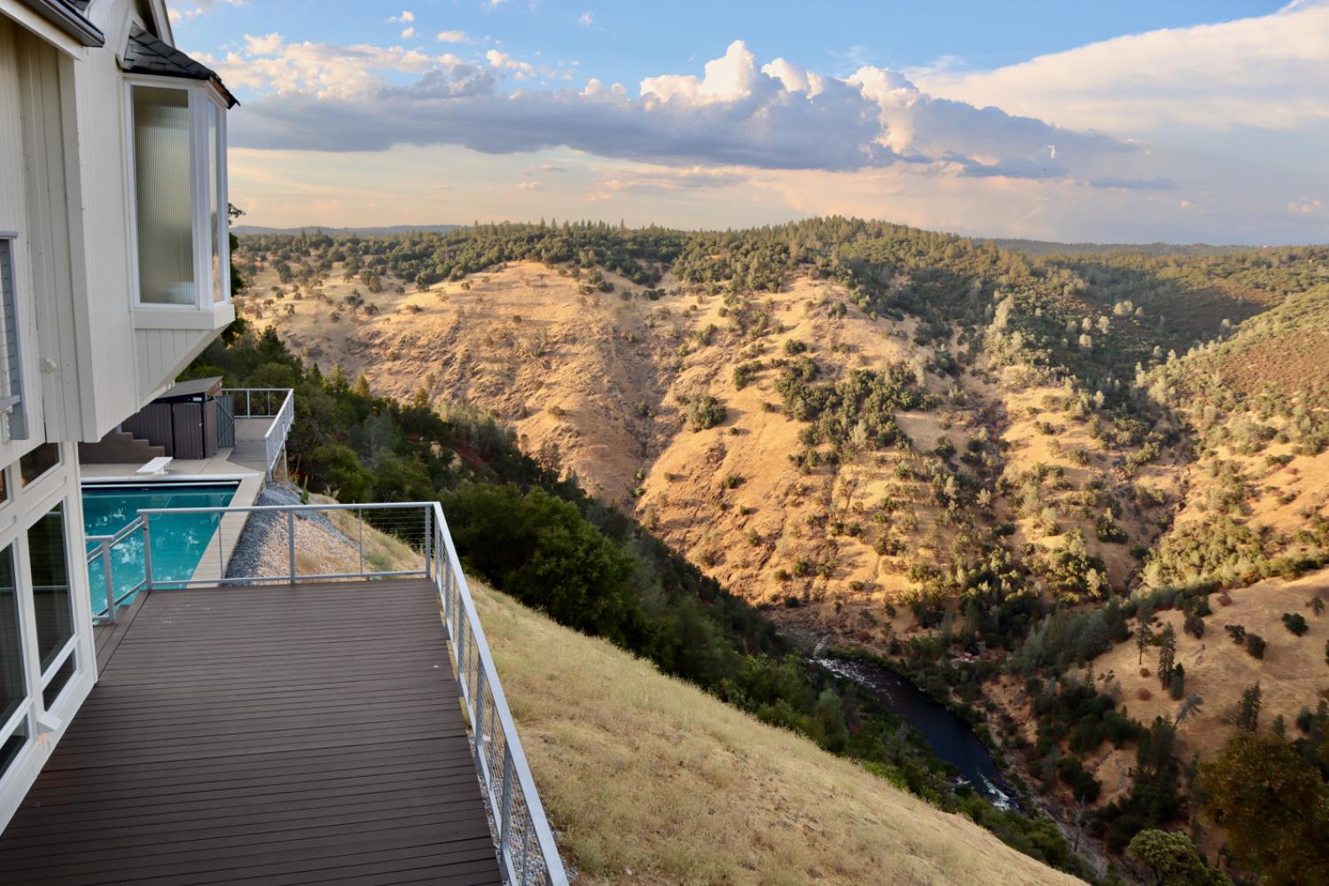 9001 Riverwood Drive