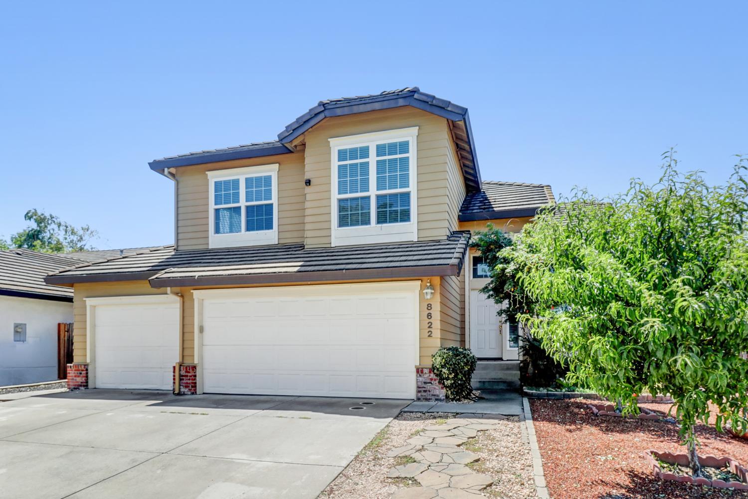 8622 Summer Sun Way