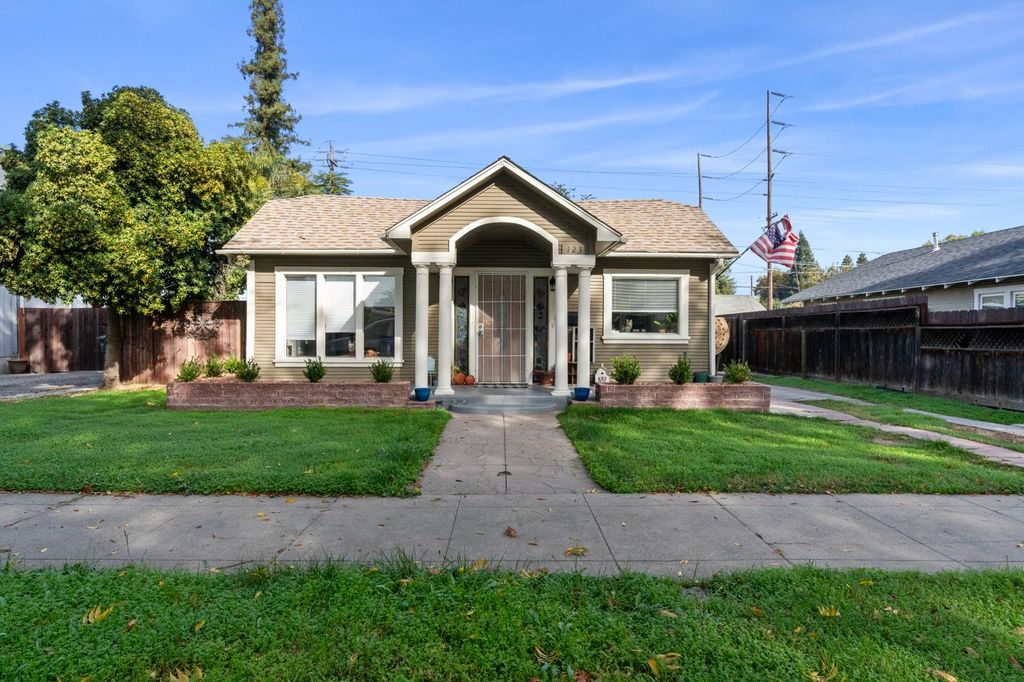 Photo of 123 Maynell Avenue, Modesto, CA 95354 (MLS # 225143516)