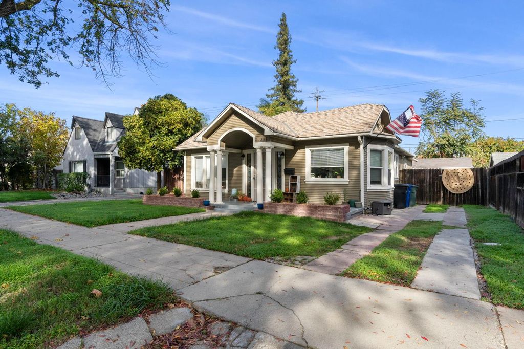 Photo of 123 Maynell Avenue, Modesto, CA 95354 (MLS # 225143516)